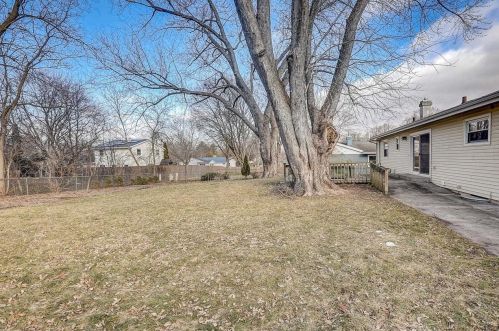 2506 Westbrook Ln, Madison WI  53711-4169 exterior