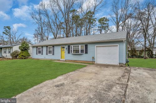 262 Phillips Ave, Browns Mills NJ  08015-1961 exterior