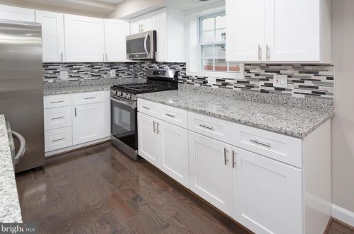 5220 Dix St, Washington DC  20019-6646 exterior