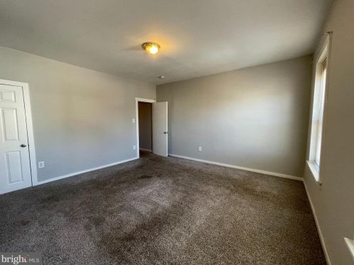 428 Hunter St, Gloucester NJ  08030-2017 exterior