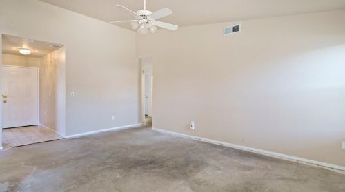 1539 Bailey Dr, Ripon CA  95366-3153 exterior