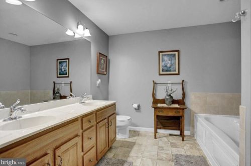 61 Crooked Dr, West Enola PA  17025-1522 exterior