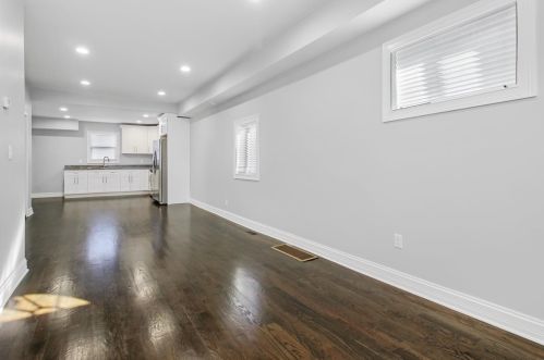 1253 Sherman St, Hammond, IN 46320-2204