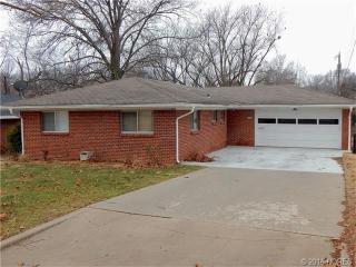 813 Yale Pl, Bartlesville, OK 74006-8627