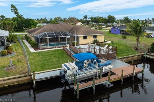 3728 18th Ave, Cape Coral, FL 33904-5075