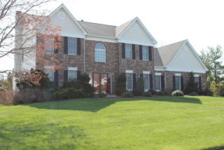 111 Round Hill Dr, East Freehold, NJ 07728-8216