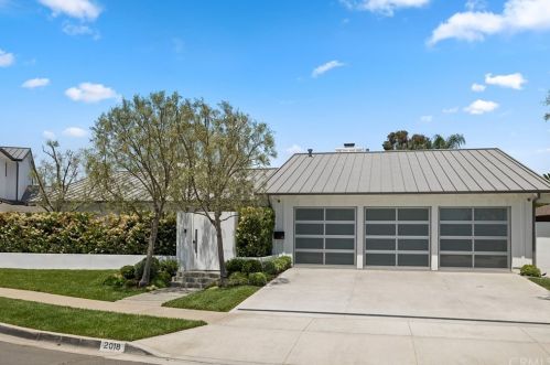 2018 Nautilus Ln, Newport Beach, CA 92660-3823