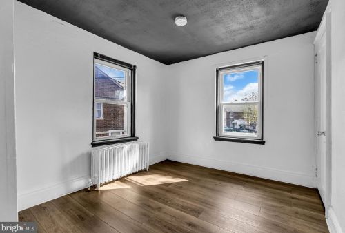 1003 Ironside Rd, Camden NJ  08104-2844 exterior