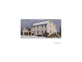 99 River Glen Rd, Wallkill, NY 12589-3625