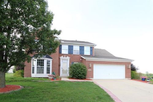 123 Summitt Dr, Englewood, OH 45322-8792