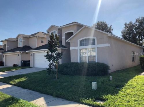 2804 Playing Otter Ct, Kissimmee, FL 34747-2248