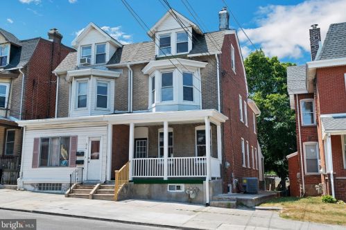 612 Dekalb St, Norristown PA  19401-3944 exterior