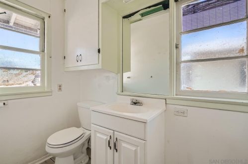 327 Taft Ave, El Cajon CA  92020-4623 exterior