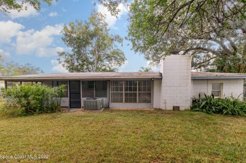 1560 Thoreau St, Titusville FL  32780-6263 exterior