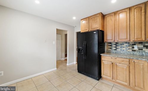 2356 Horseferry Ct, Herndon VA 20191-2733 exterior