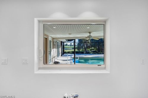 1224 Kittiwake Cir, Sanibel FL  33957-3608 exterior