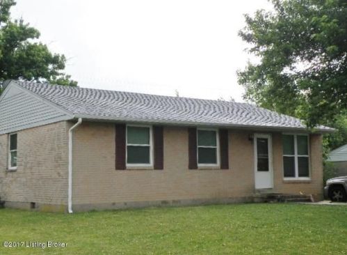 701 Village Ln, Shelbyville, KY 40065-1732