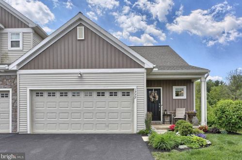 1777 Shady Lane Dr, Navy Sup Dpt, PA 17055