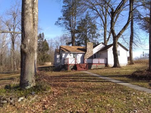 43 Perry Ln, Moselem, PA 19526-8677