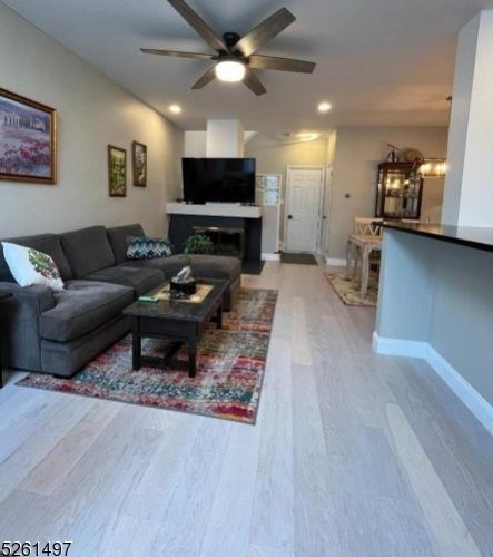 36 Birchwood Rd, Bedminster NJ  07921-1911 exterior