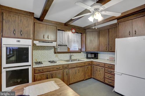 267 Market St, Highspire PA  17034-1417 exterior