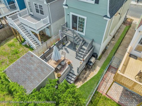 57 Barberie Ave, Monmouth Hills NJ  07732-1518 exterior