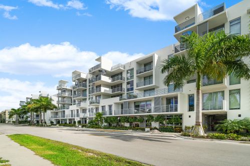 111 1st Ave, Delray Beach FL  33444-3712 exterior