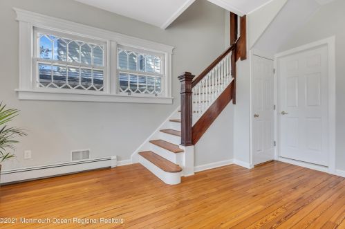 119 Pearl St, Tinton Falls NJ  07701-1522 exterior