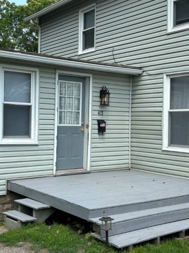 417 Jefferson Ave, Hermitage, PA 16146-3311