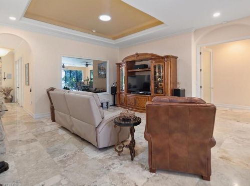 270 Logan Blvd, Naples FL 34116-3909 exterior