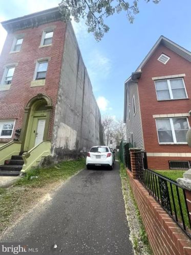 1716 18th St, Philadelphia PA  19145-2103 exterior