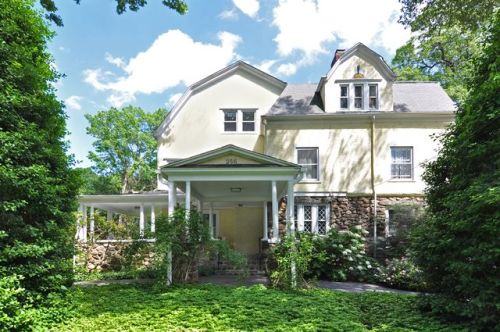 256 Pelhamdale Ave, New Rochelle NY  10803-3317 exterior