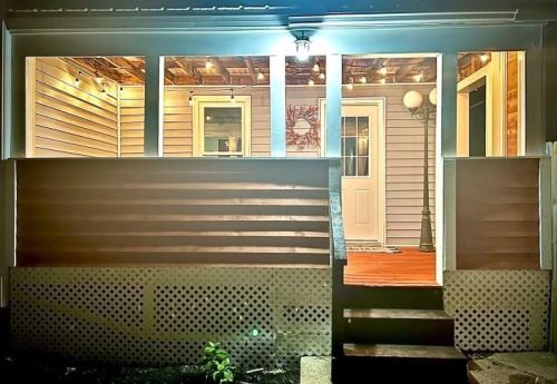 309 Walnut St, Dodgeville, WI 53533-1735