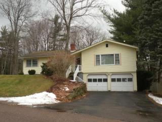 80 Birchwood Dr, Colchester, VT 05446-6253