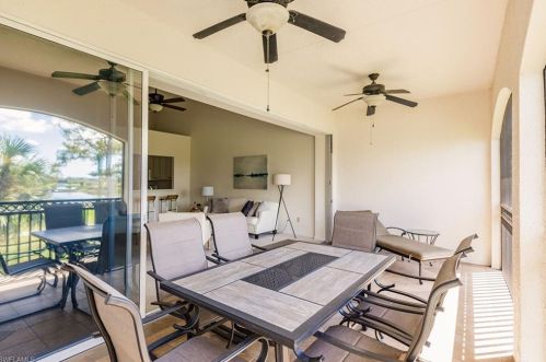 3940 Deer Crossing Ct, Naples FL  34114-9497 exterior