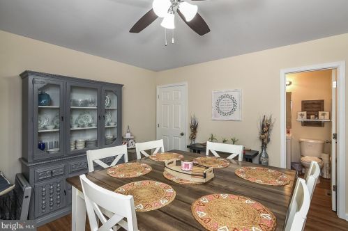 211 Castle Dr, Montross VA  22520-8615 exterior