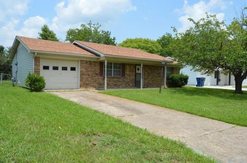3508 Austin St, Greenville, TX 75402-6506