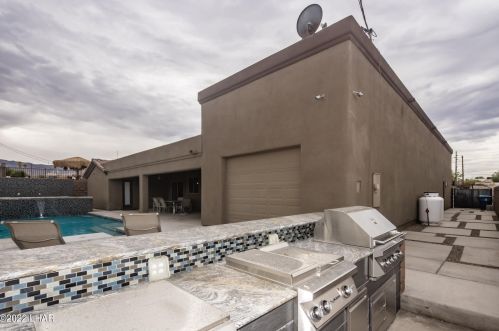 2481 Inverness Dr, Lake Havasu City AZ  86404-1272 exterior