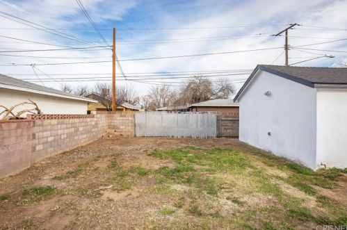 44502 Date Ave, Lancaster CA 93534-3515 exterior