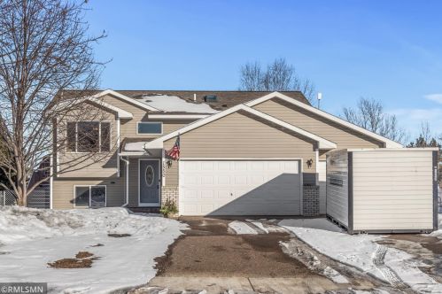 1550 Marigold Dr, Spectacle Lake, MN 55008-3744