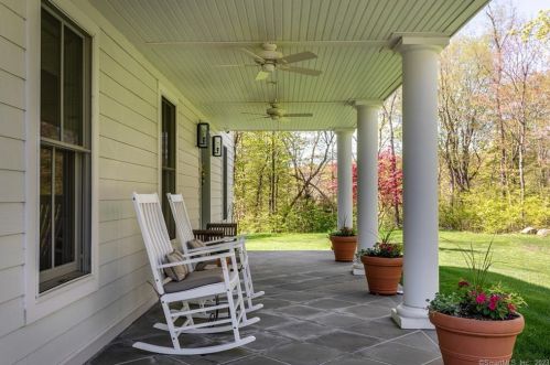 24 Dolldorf Rd, Kent CT  06757-1004 exterior