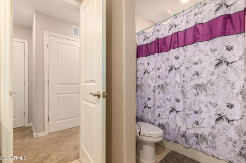 3821 79th Dr, Phoenix AZ  85033-3501 exterior