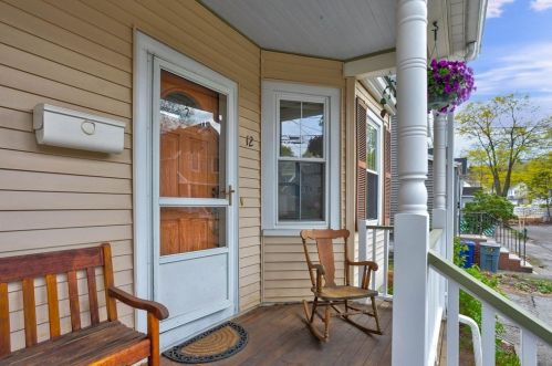 12 Lowell Street Pl, Arlington, MA 02474-2727