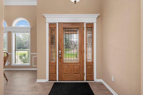 5300 Winchester Dr, Bryan, TX 77802-6075