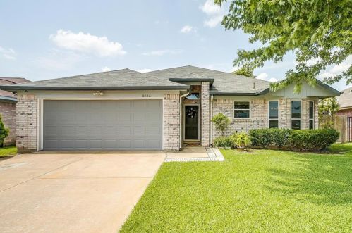 8516 Cove Meadow Ln, Fort Worth, TX 76123-2328