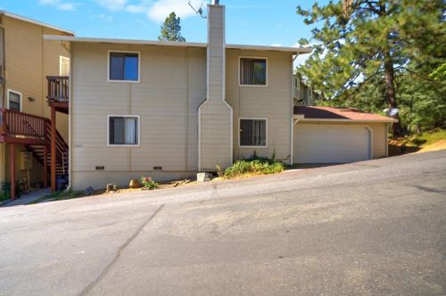 1301 Oak Ridge Dr, Cape Horn, CA 95713-9223