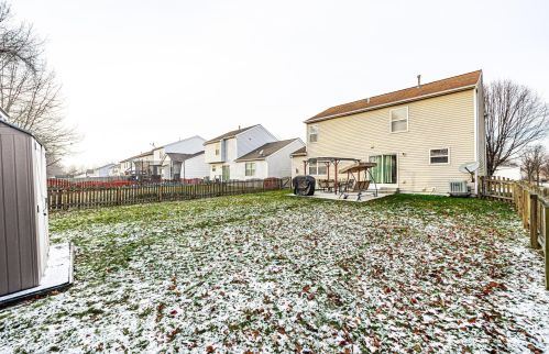 8311 Crete Ln, Blacklick OH  43004-8307 exterior