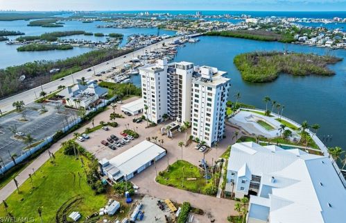 18120 San Carlos Blvd, Fort Myers Beach, FL 33931-2348