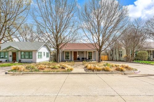 1709 Virginia Pl, Fort Worth, TX 76107-3975