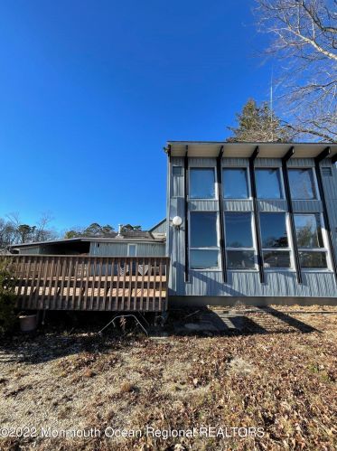 107 Sand Rd, Berkeley Township NJ  08721-3545 exterior